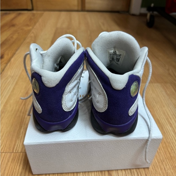 JORDAN. White and Black High-Top Sneakers with Padded Ankle Collar - Picture 3 of 4